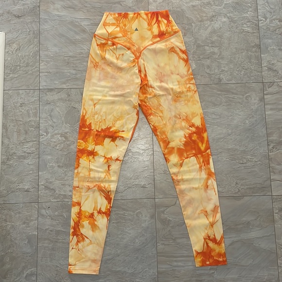 Balance Athletica The OG Pant - Tie Dye Mango M - Picture 3 of 3
